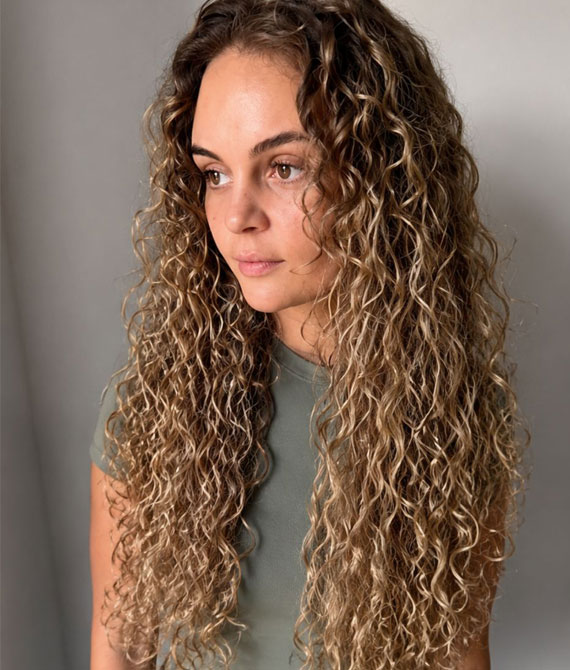 Curly Weave Extensions